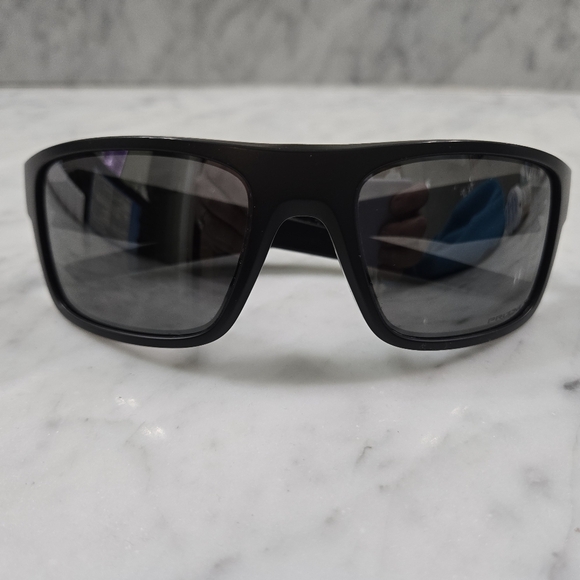 Oakley Drop Point Matte Black Priszm Polarized Sport Sunglasses - Picture 1 of 16